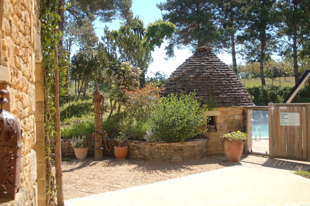 Hotel Le Mas De Castel - Piscine Chauffee Sarlat-la-Caneda Exterior photo